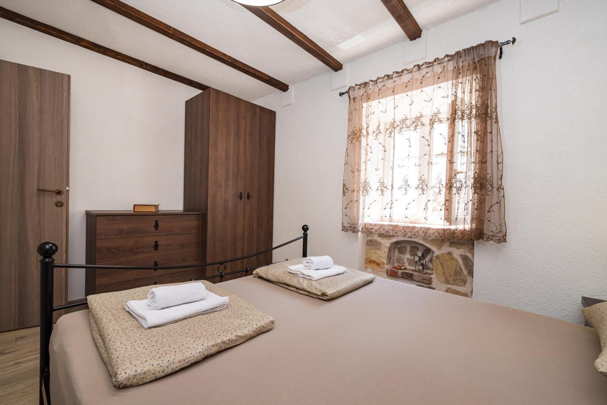 Villa Stone House Ražanac Esterno foto