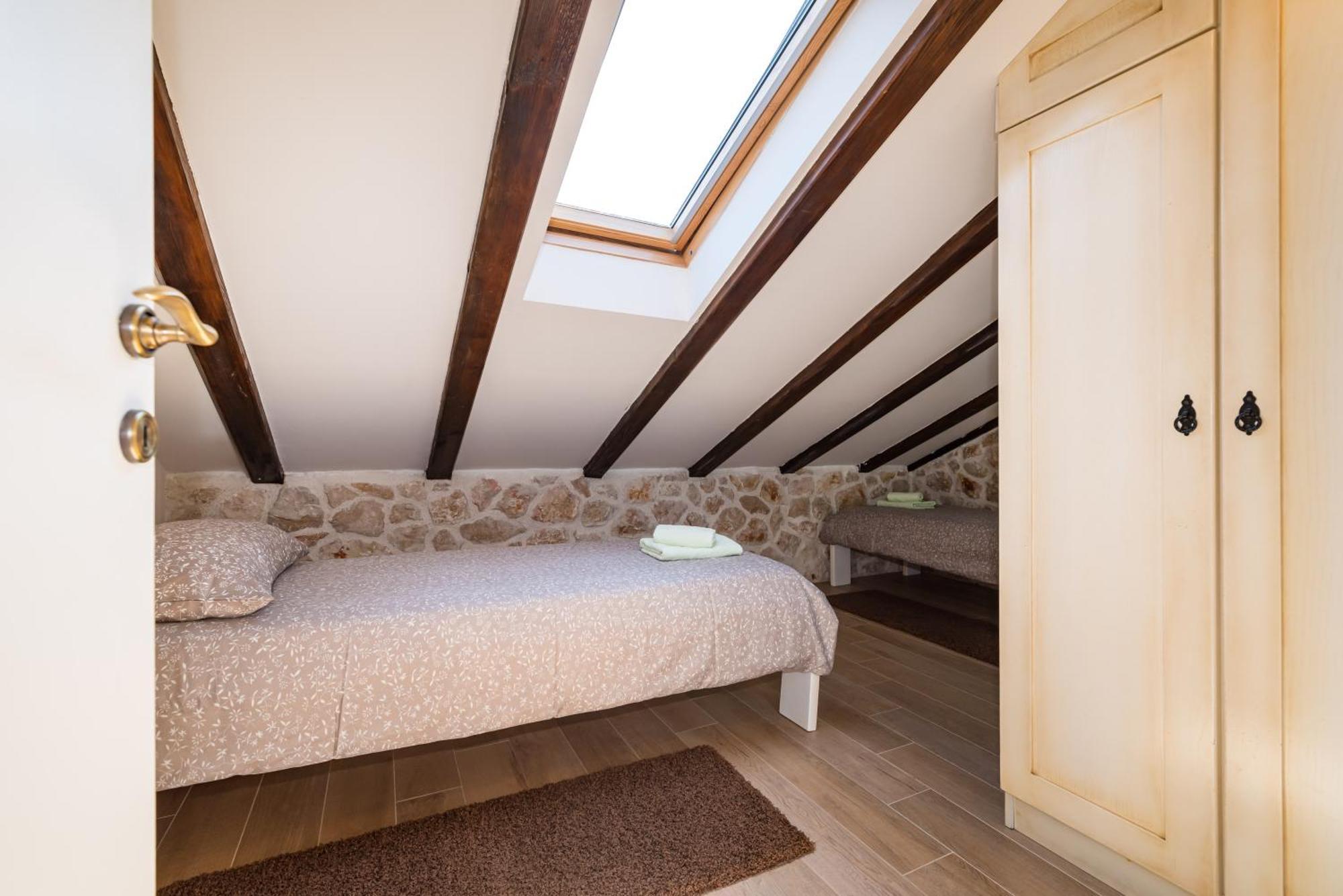 Villa Stone House Ražanac Esterno foto