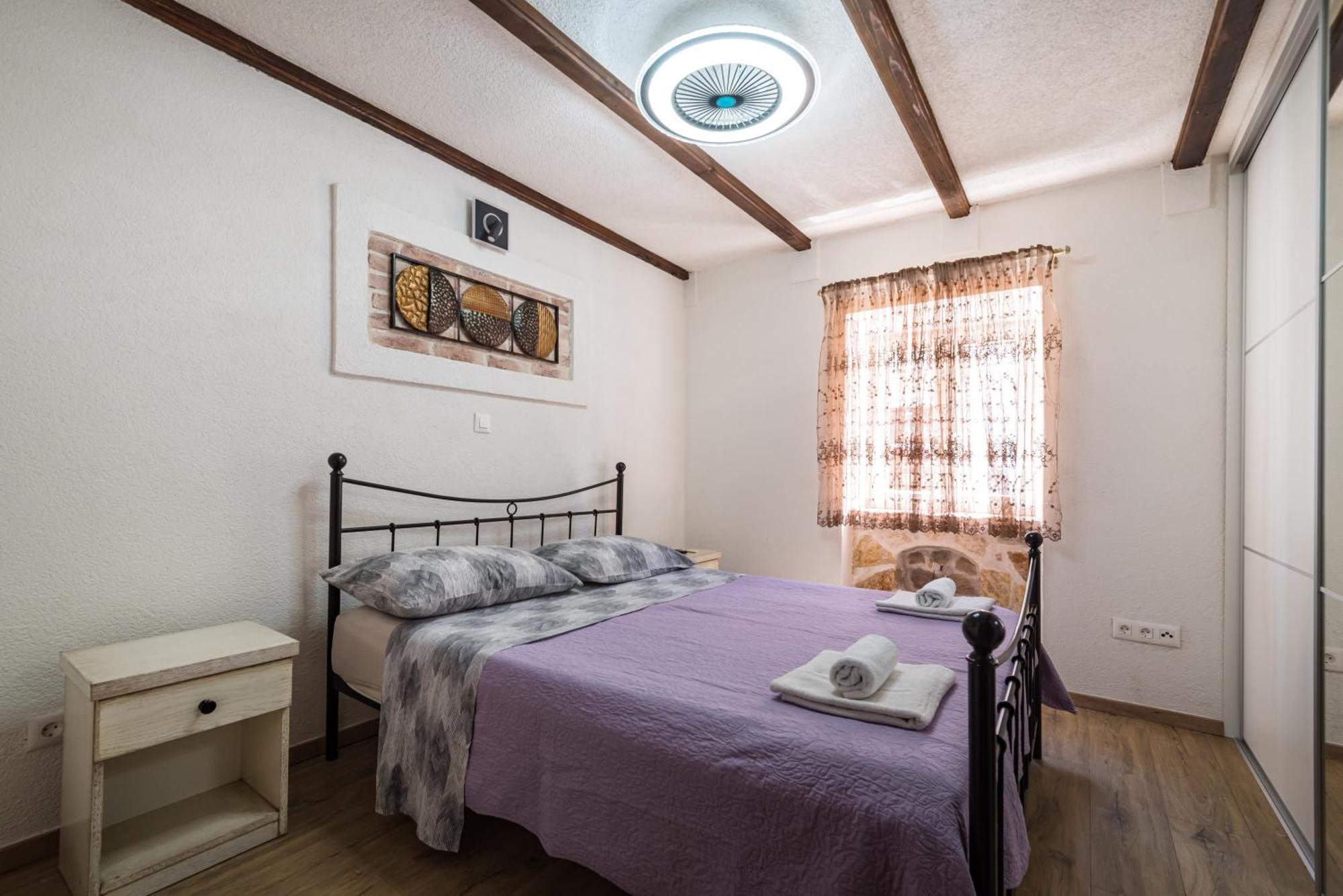 Villa Stone House Ražanac Esterno foto