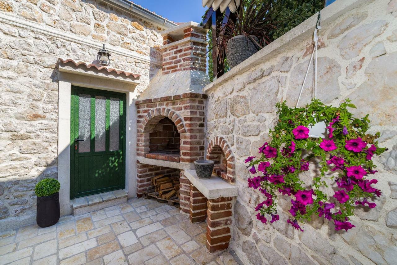 Villa Stone House Ražanac Esterno foto