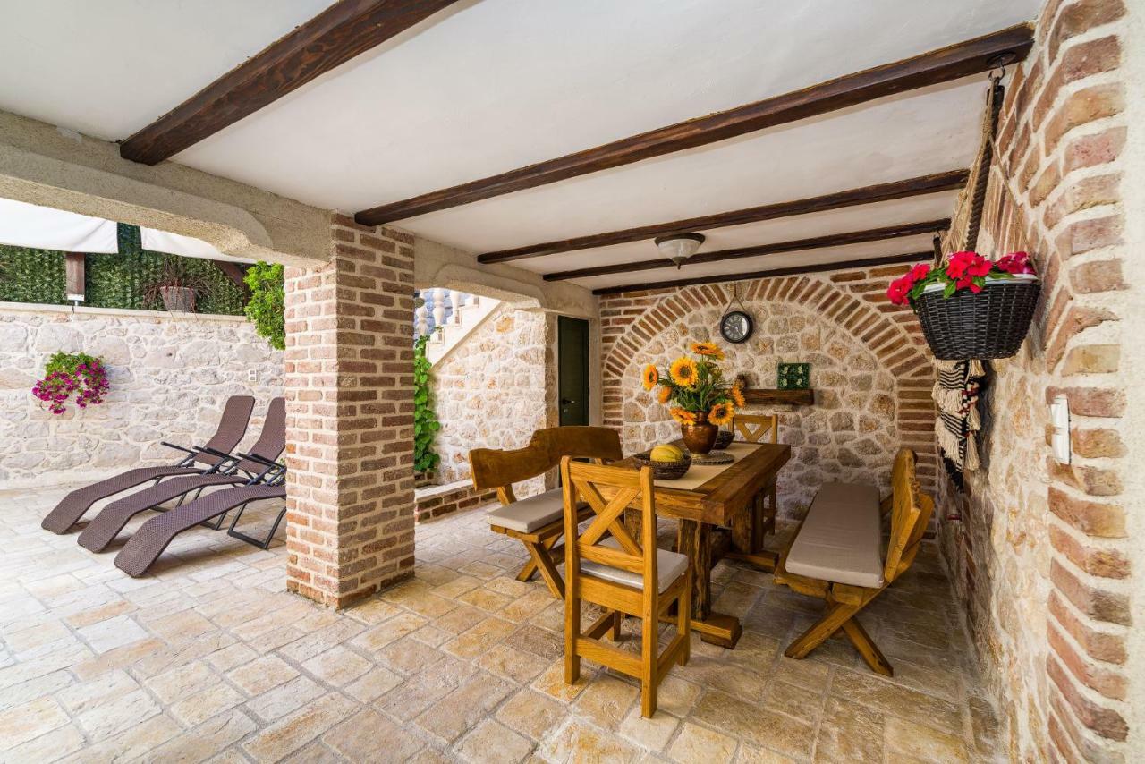 Villa Stone House Ražanac Esterno foto